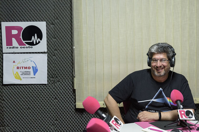 2020 En Radio Oeste grabando A Nuestro Ritmo