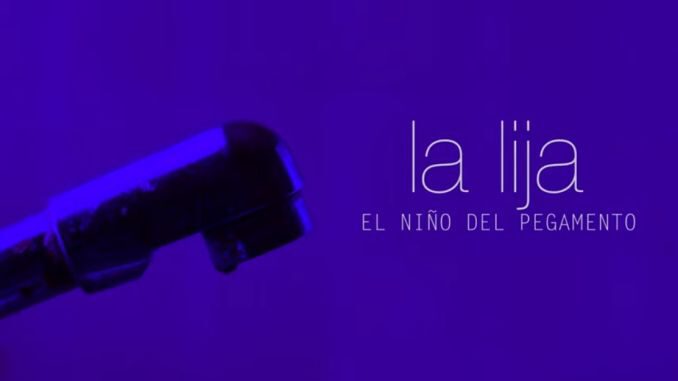 El Niño de Pegamento La Lija videoclip