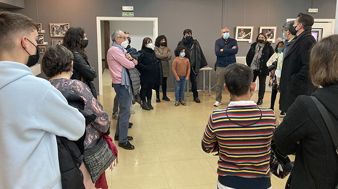 Alumnos y profesores de la Escuela Municipal visitan la exposición MusSa